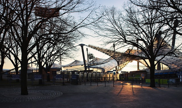 更加灵活和 更加灵活和